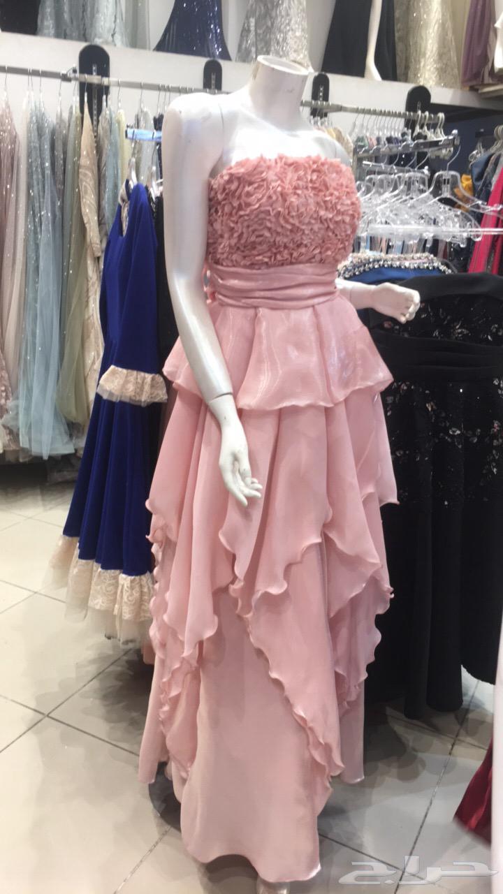 فستان احمر لبسة وحدة جميل مقاس سمول ومناسب للطول او مع كعب64236294366977110