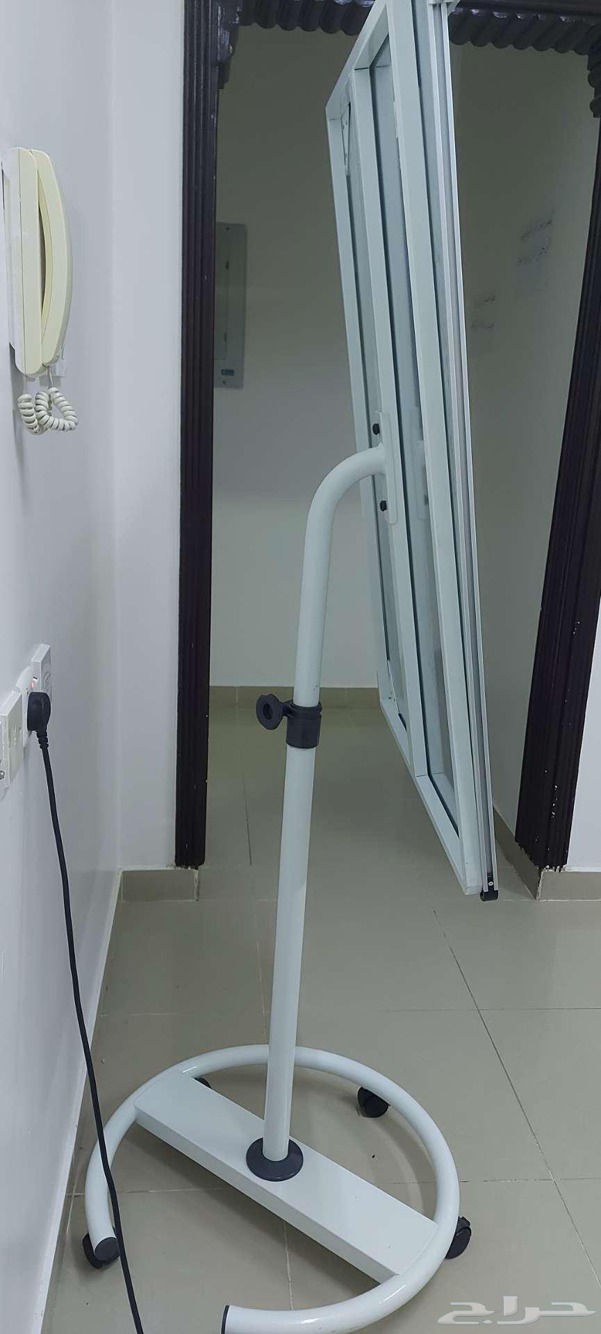 Display board in excellent condition64251394088066112