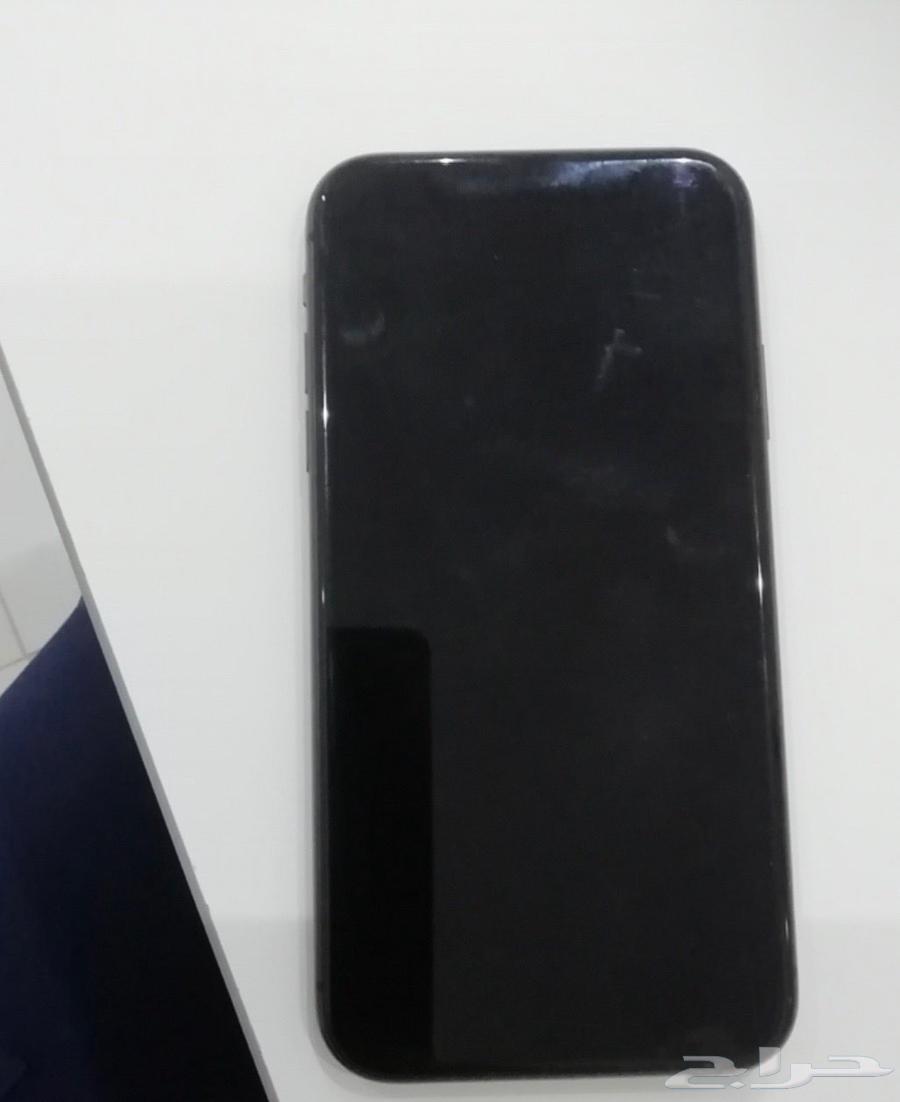 ايفون 11  64 قيقا البيع سمح لاعلى سوم64252986601218110