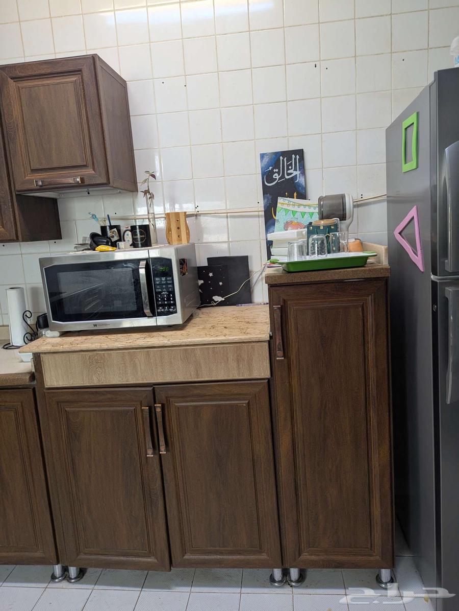 خزائن مطبخ مع حوض، بتصميم خشبي64244076653697110