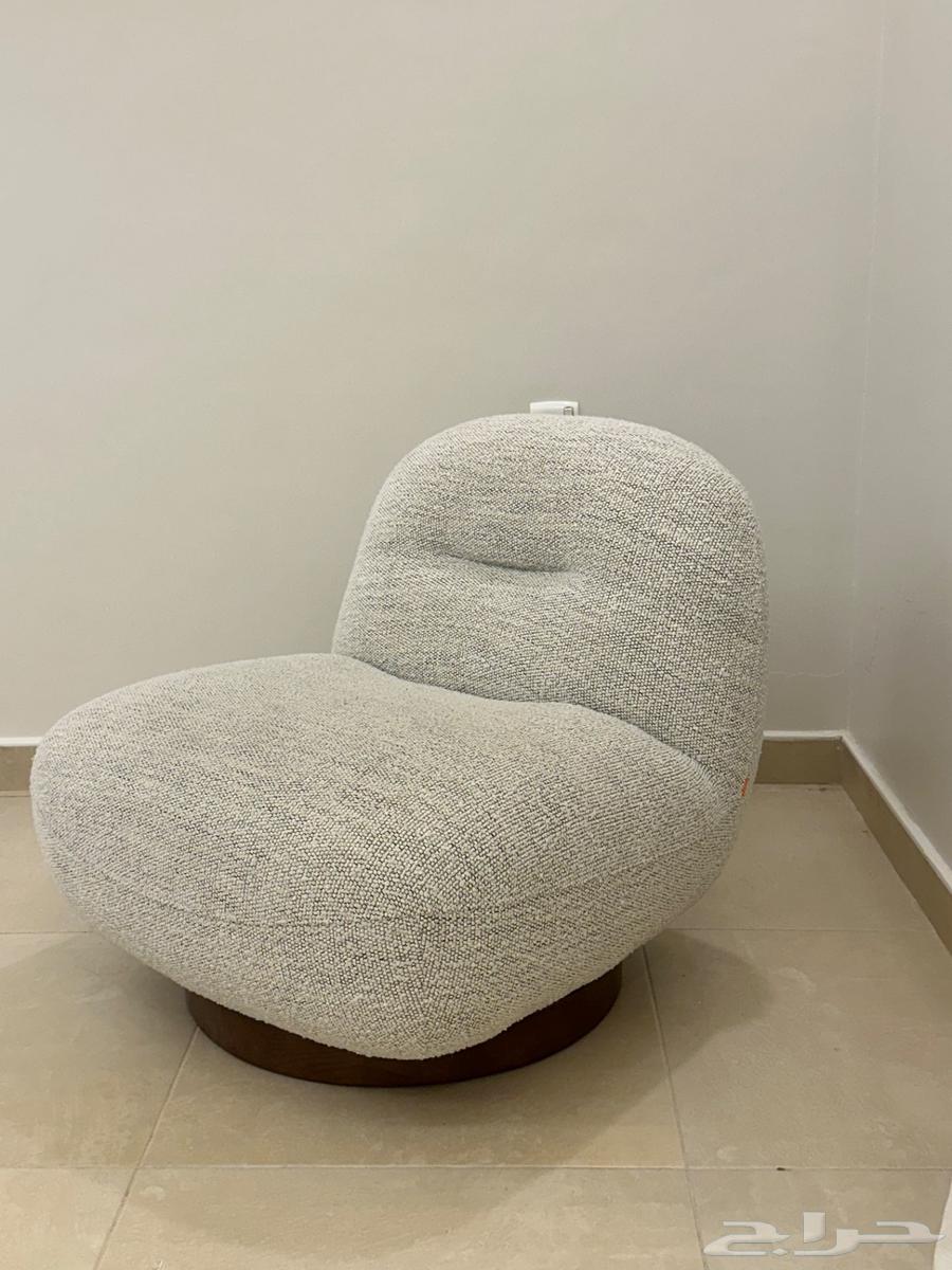 كرسي مفرد للبيع نظيفف جدااا64236087849090110