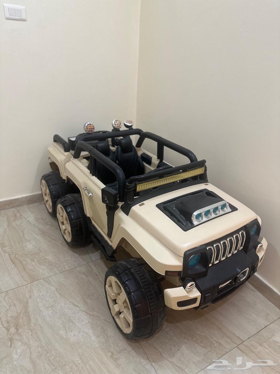 سيارة همر بريموت وشاحن64236271521026110