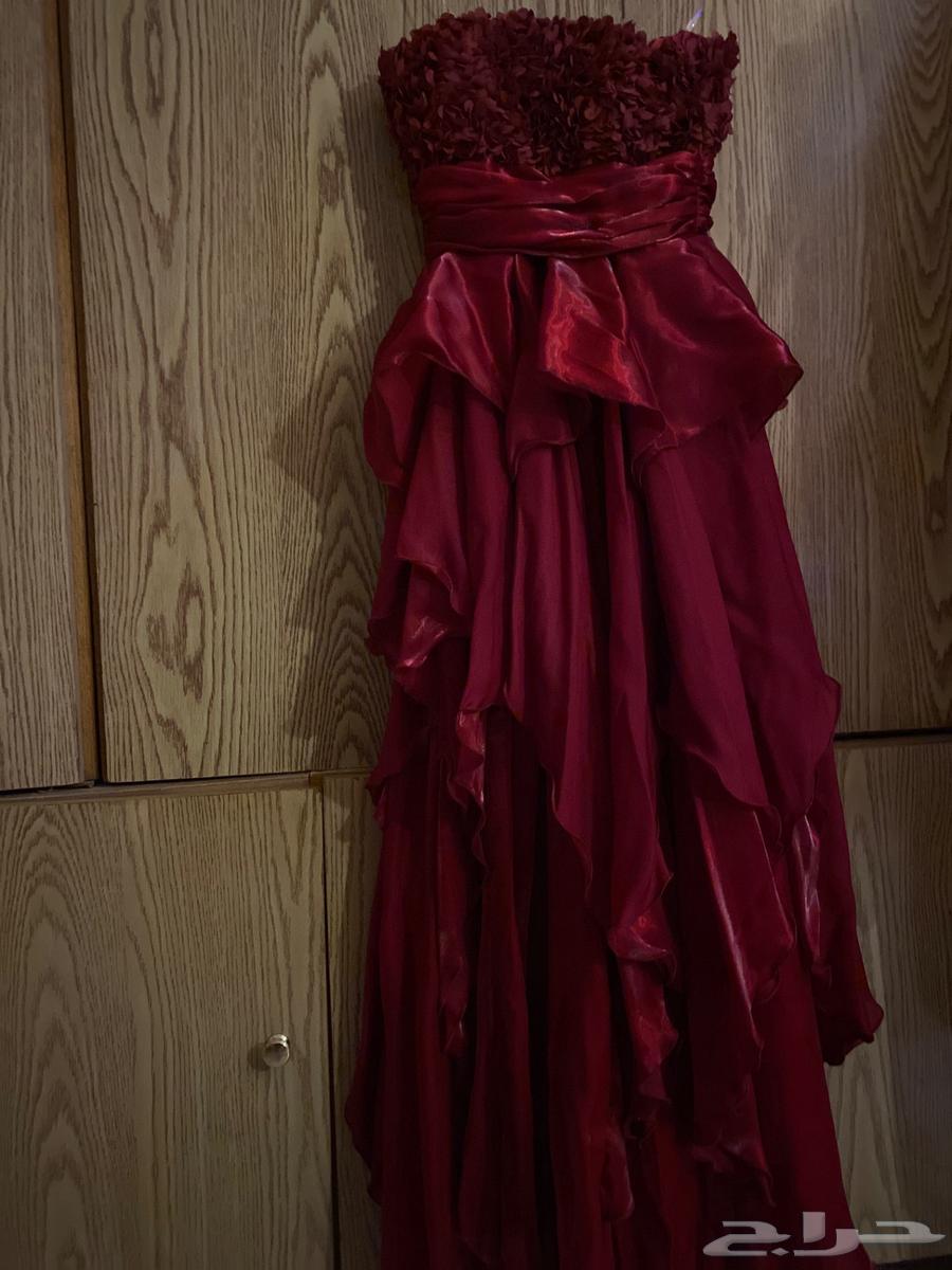 فستان احمر لبسة وحدة جميل مقاس سمول ومناسب للطول او مع كعب64236294366977112