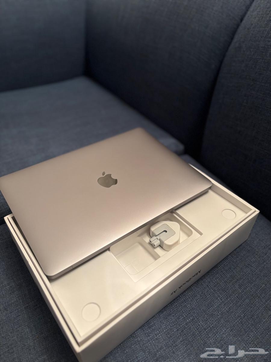 ماك بوك اير 2020 نظيف جدا64236458723458110