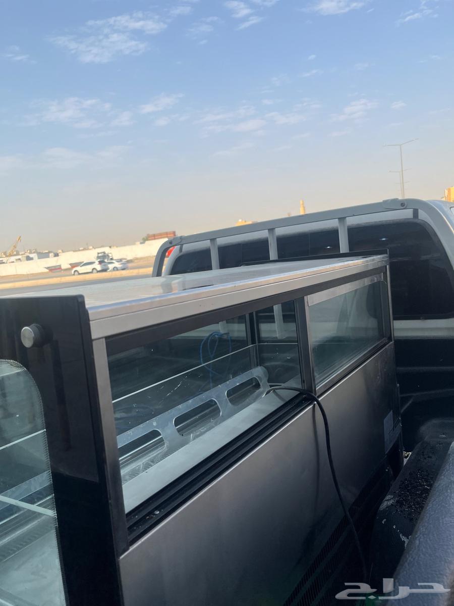 Ice cream refrigerator for buffet64236871995267111