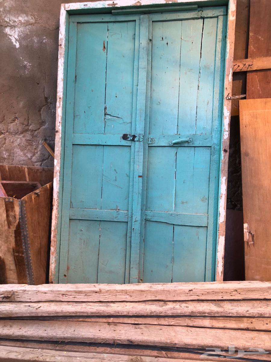 باب خشب قديم للبيع64236872211331111