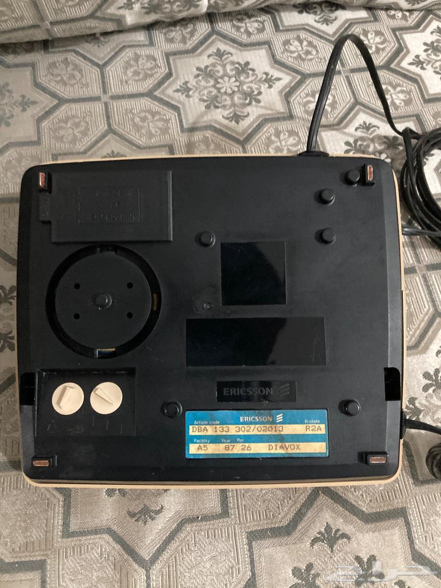 تلفون قديم اثري64238698182657111