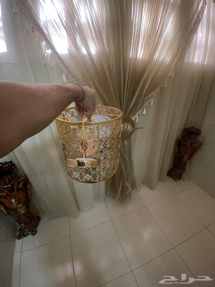 لمبات او ثريات سقف جديده ونظيفه64241769273857112