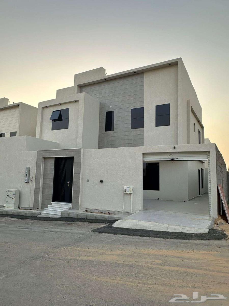 For sale 4 villas in the eastern part of Buraydah, Al-Faisaliyah neighborhood636135819008031114