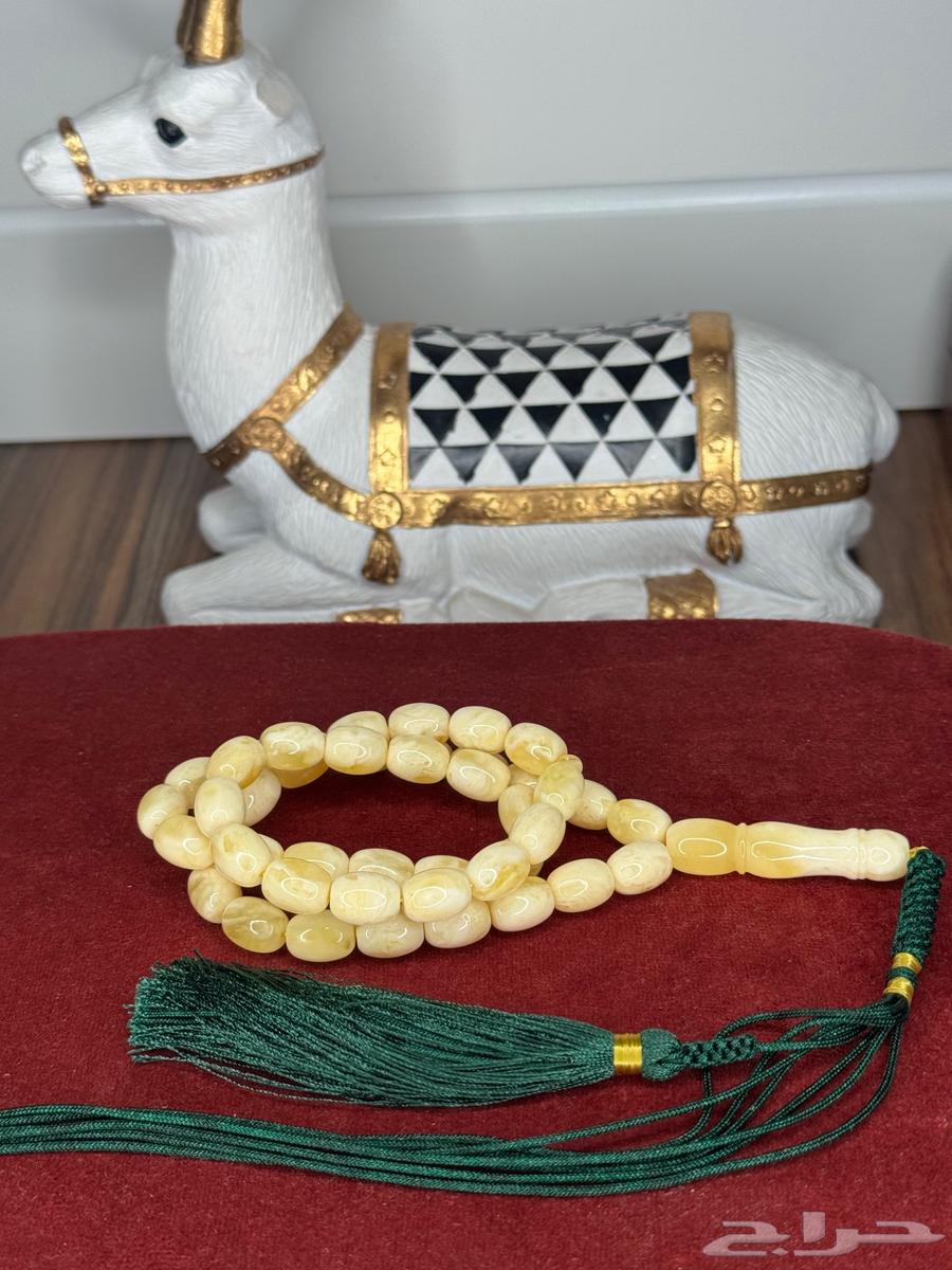 كهرمان طبيعي معجن بياض64242629424001111