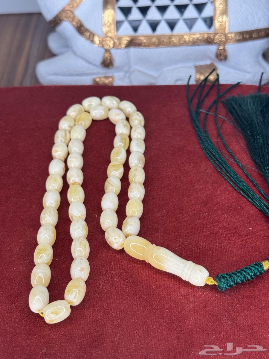 كهرمان طبيعي معجن بياض64242629424001114