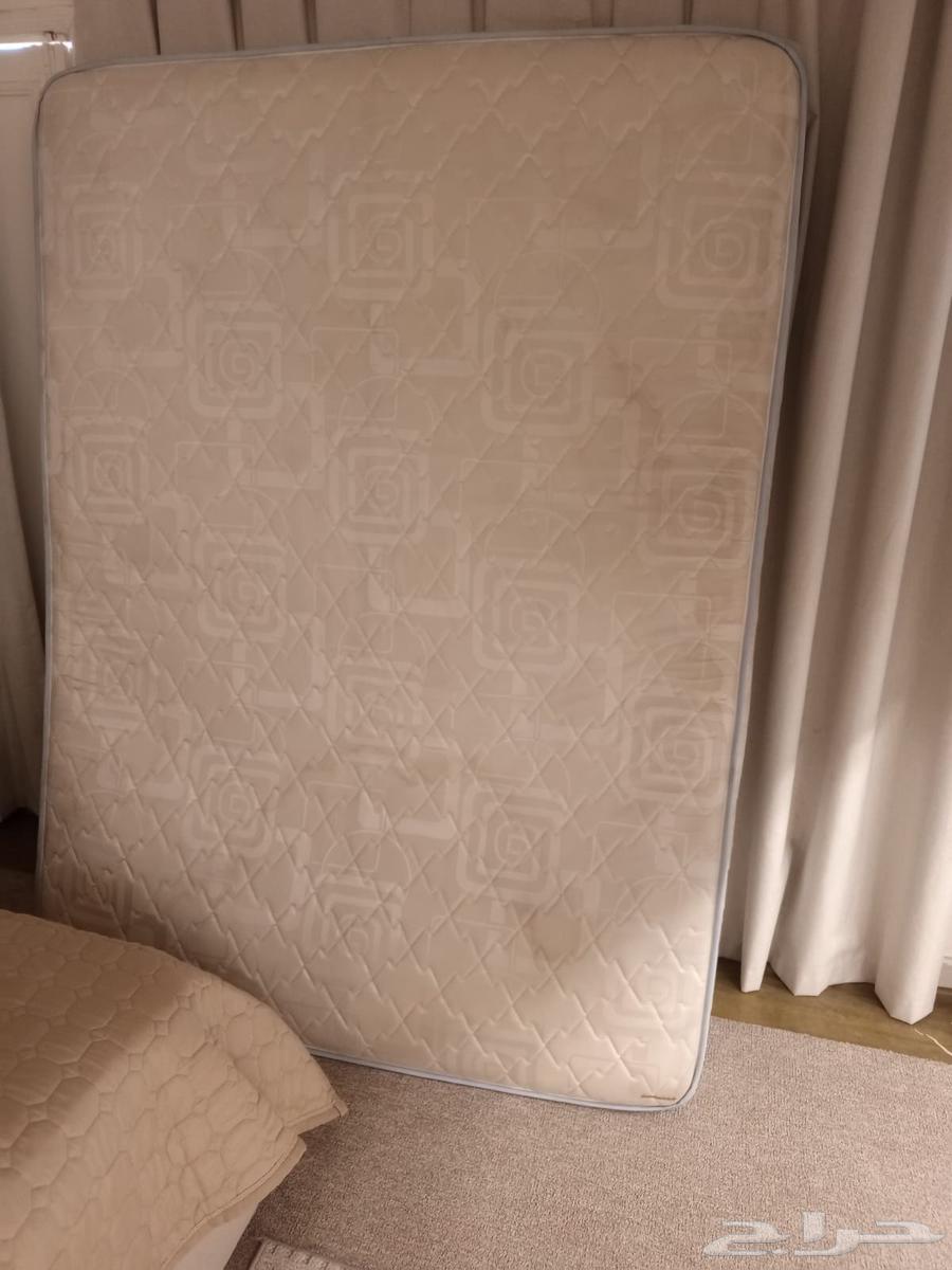 مرتبه مقاس 160 نضيفه سبرنقات64244758186242110