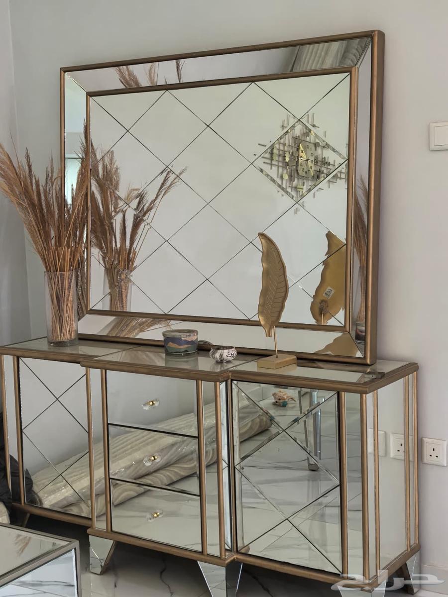 طاولة طعام وبوفيه64245994396289110