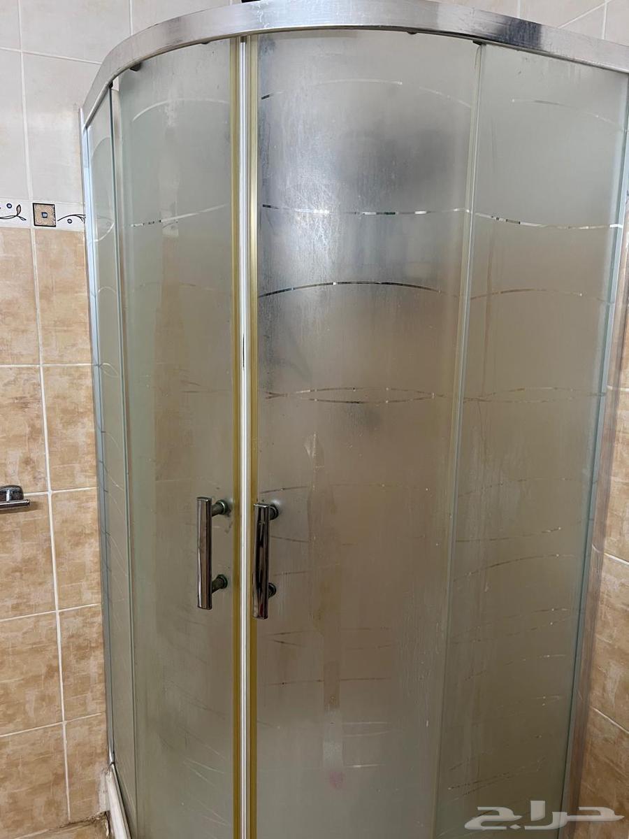 للبيع كابينة شاور زجاجية مستعملة بحالة جيدة64246312992386111