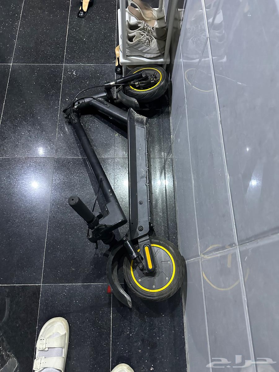 سكوتر للبيع64250415692801110