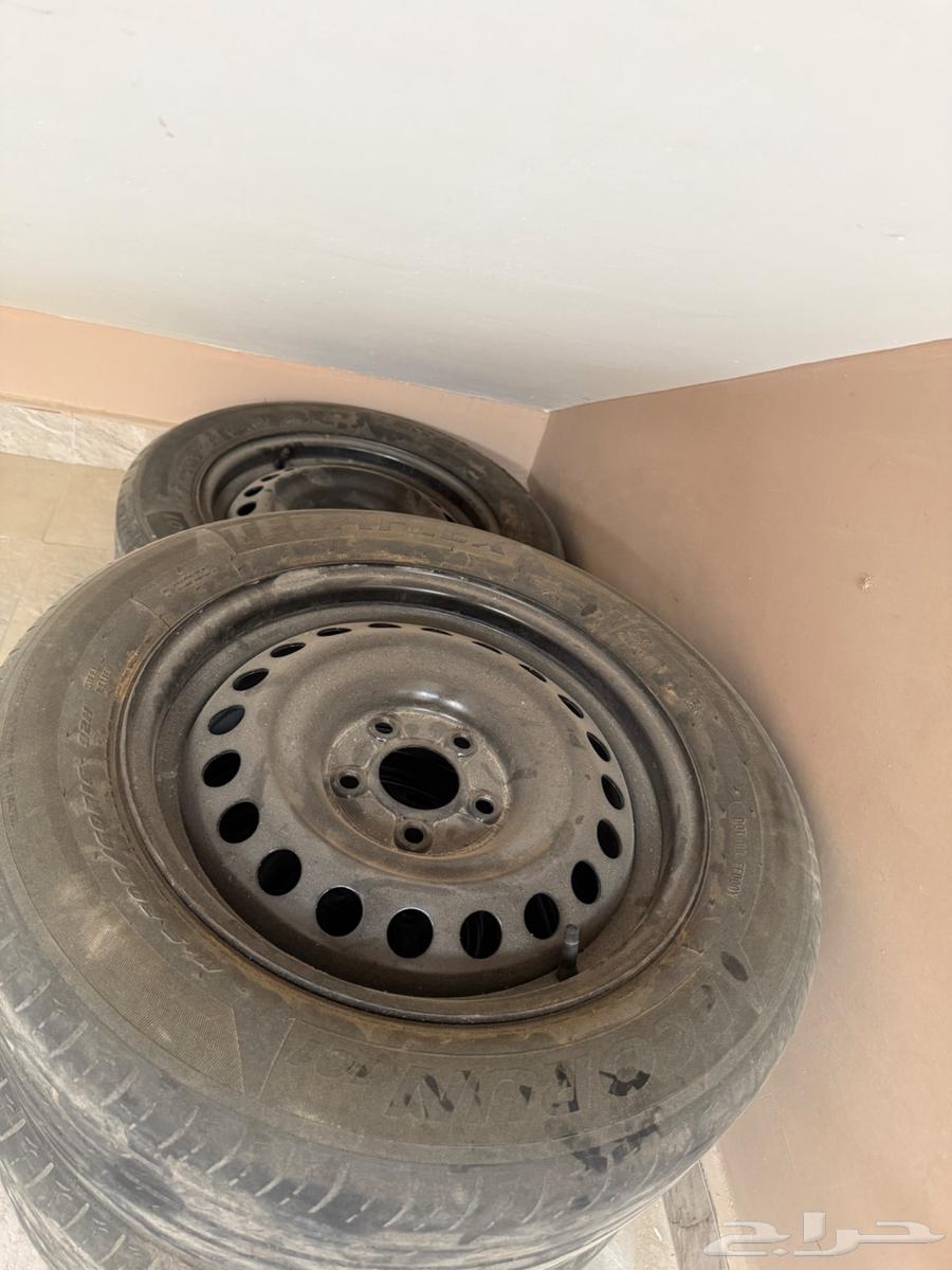 Four kg of grapes 1664417603800705111