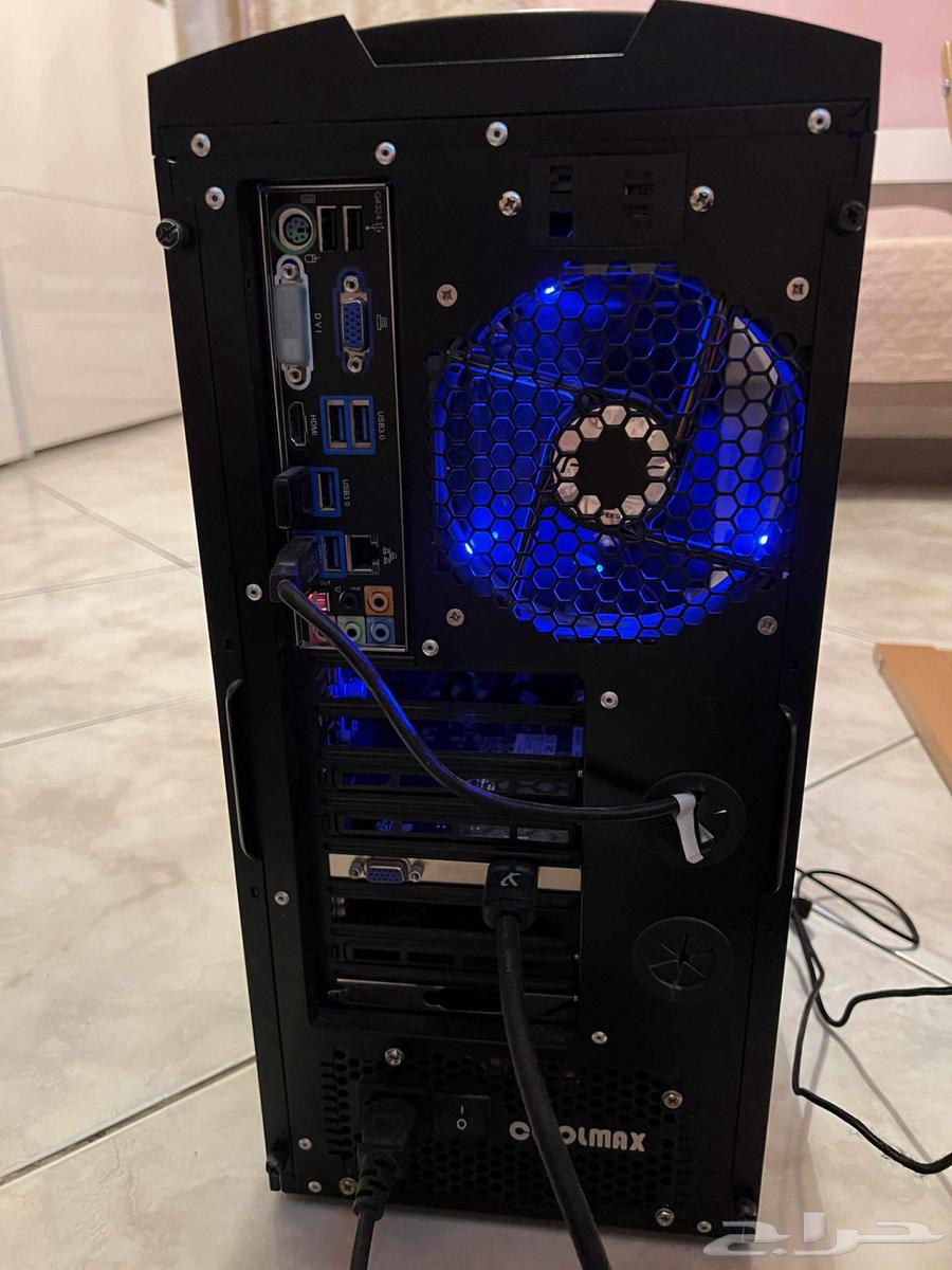 PC suitable for light gaming with new headset and keyboard64235478938753114