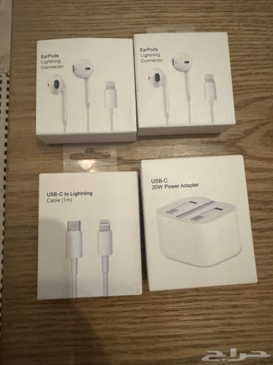 بكج ابل محول وكيبل جديدة سماعة ايفون جديدة درجة اولى64255392908035111