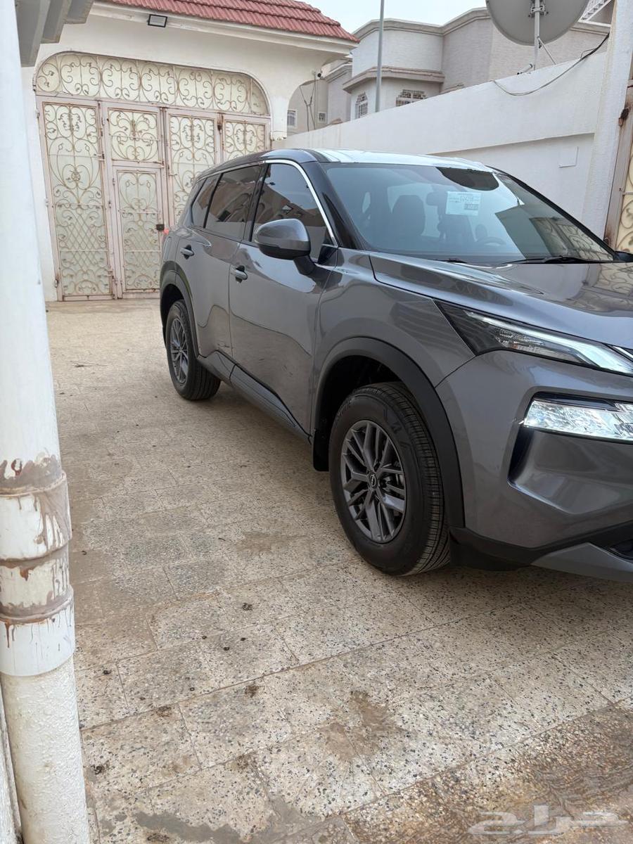 Near-new X-Trail available for transfer64123040096131111