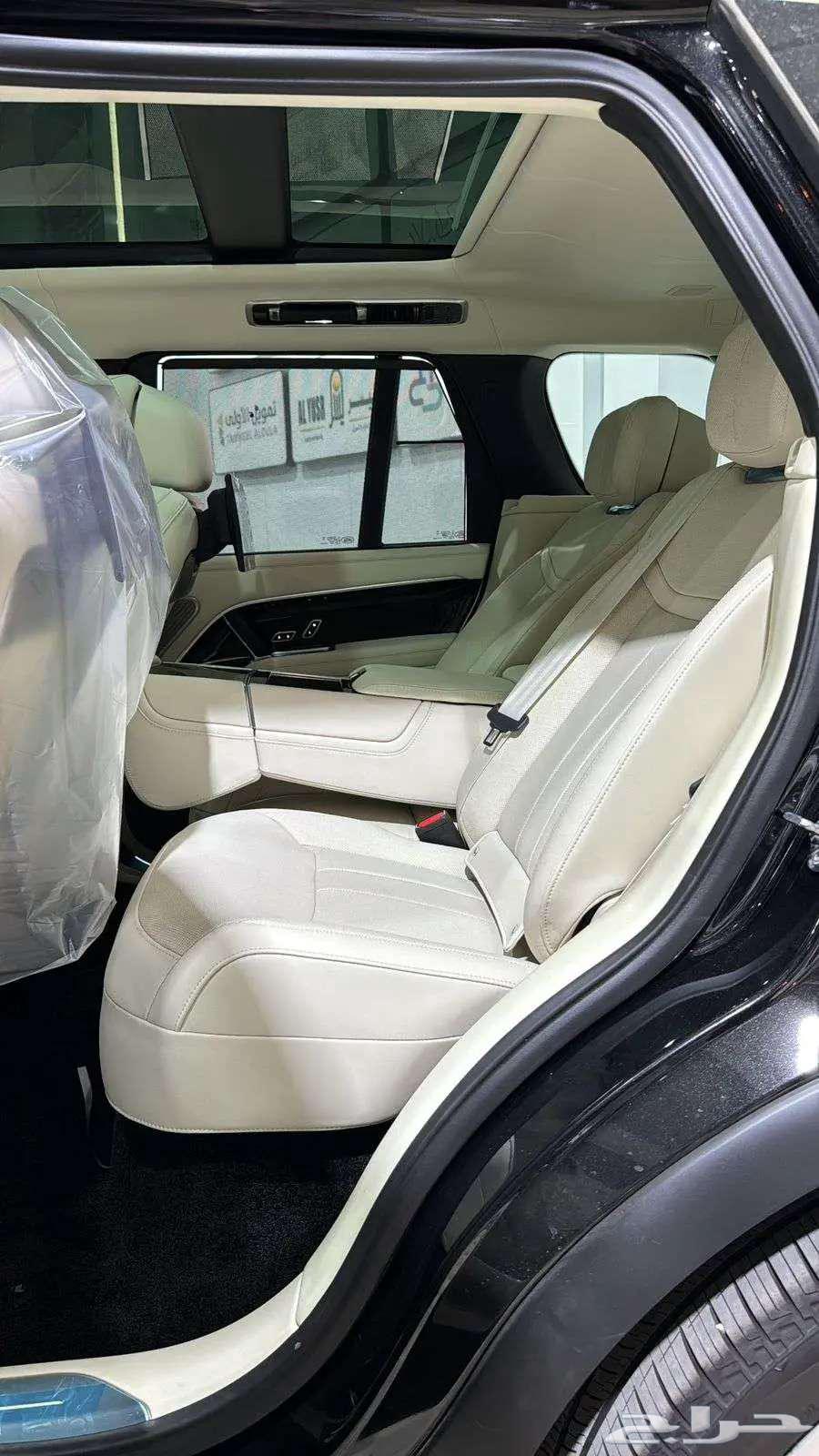 Range Rover 8 Cylinder Auto 2025 - 82500064413559216642113