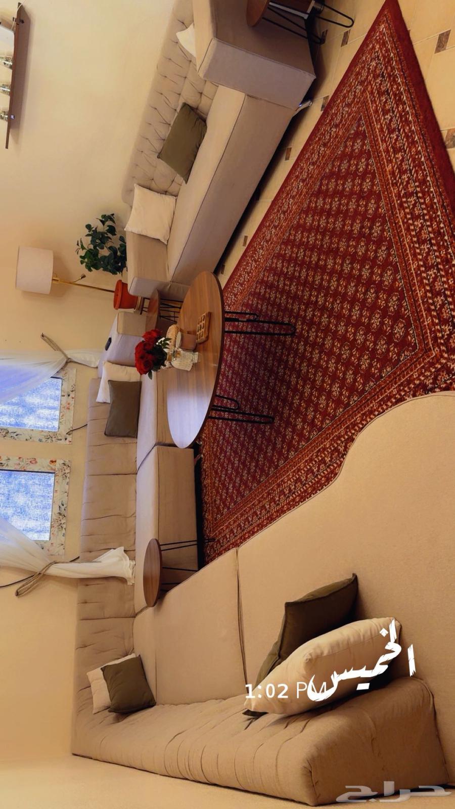 تم التخفيض كنب نظيف للبيع ب 800 وتخفيض بالتفاوض المقبول64243895923075110