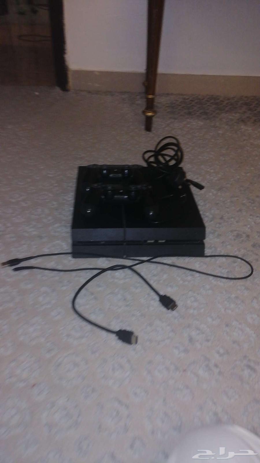 سوني 4 مع يدتين نضيف64253148575489111