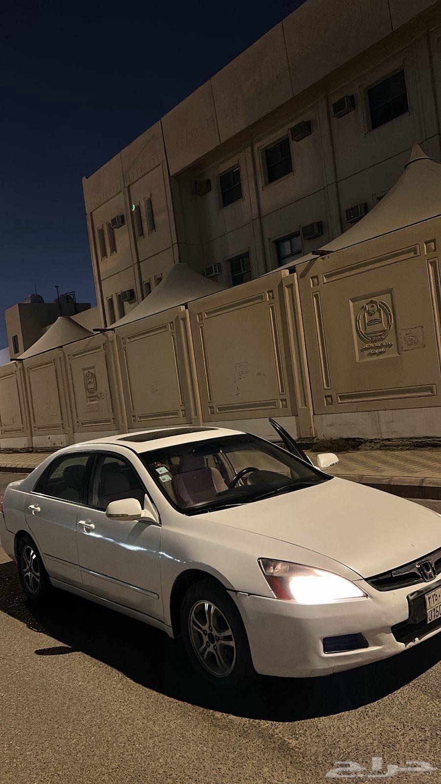 هوندا اكورد 2006 للبيع مالك واحد64419264977795110