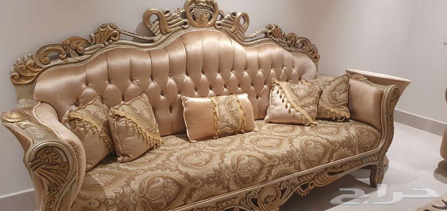 كنب ملكي كلاسيك نظيف جدا64242090445443114