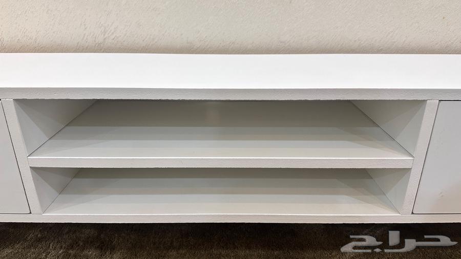 طاولة للتلفزيون للبيع64249847261698111