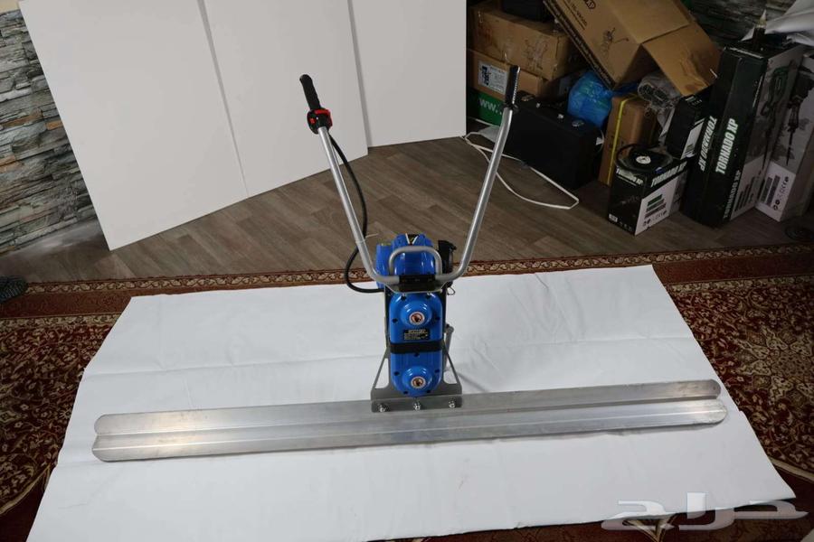 هزاز مسطرة خرسانة وصبة 2 متر 1000 واط (جديد)64253899967873111