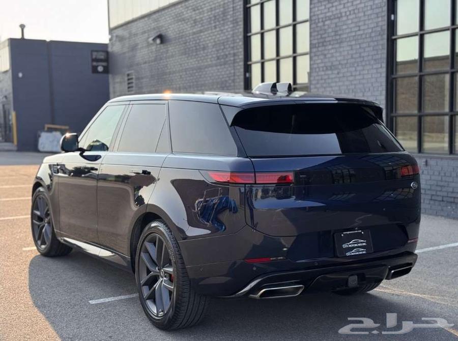 2023 رنج سبورت P400 داينمك ب 29564416531933698114