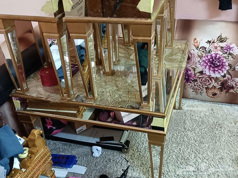 كنب للبيع نظيف جدا64248894958978111