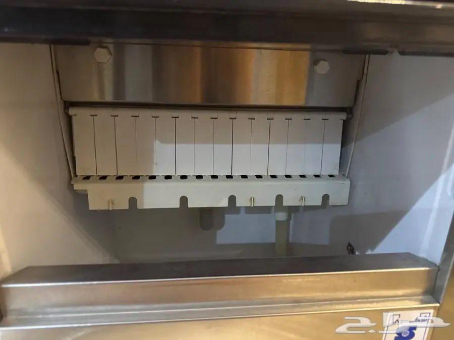 Ice Maker Ictro64239872624642112