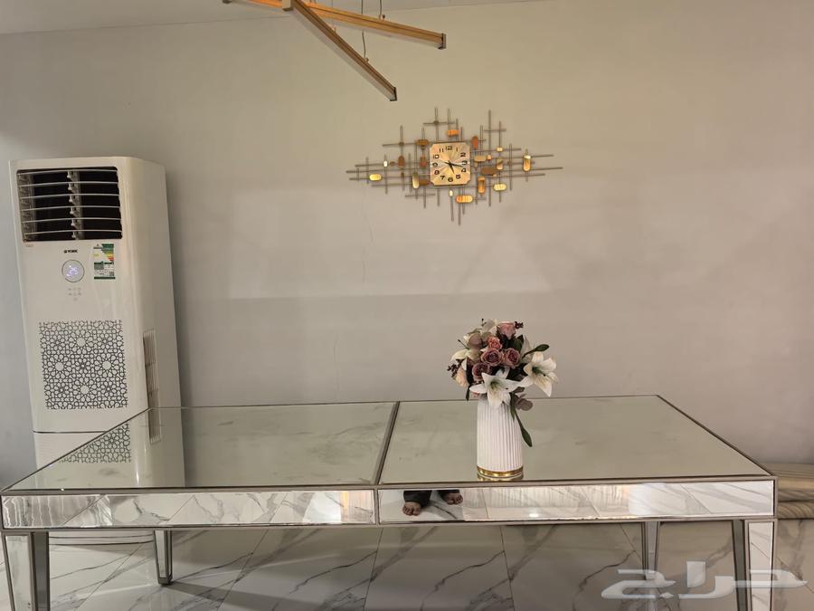 طاولة طعام وبوفيه64245994396289112