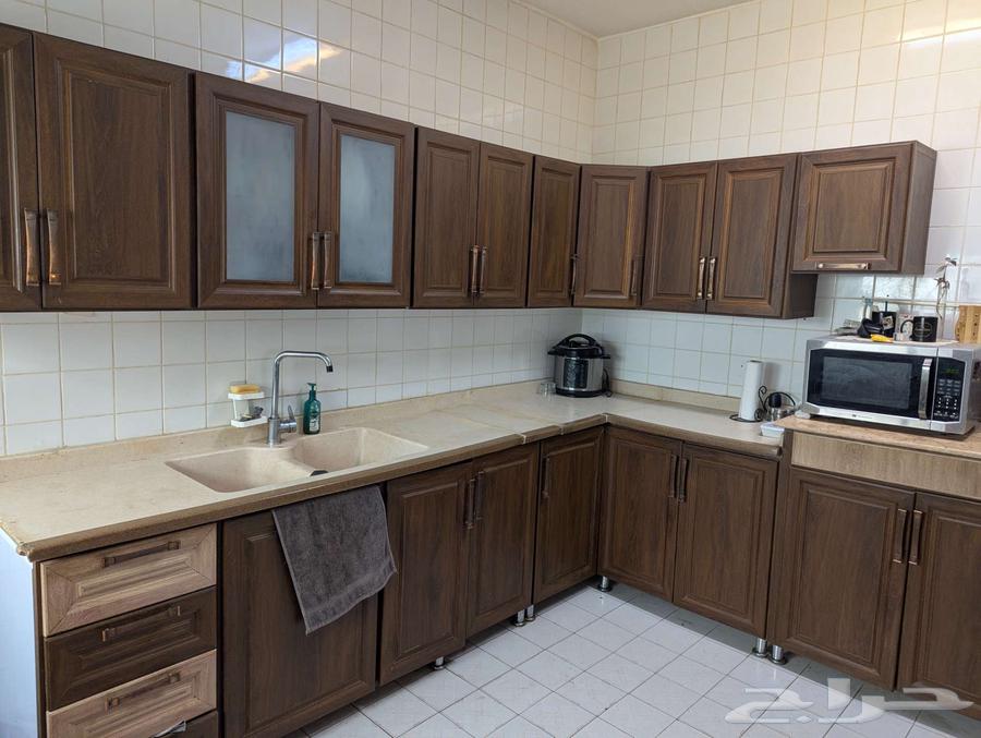 خزائن مطبخ مع حوض، بتصميم خشبي64244076653697112