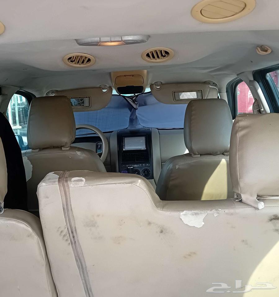 فورد اكسبلور 200964414660324483110