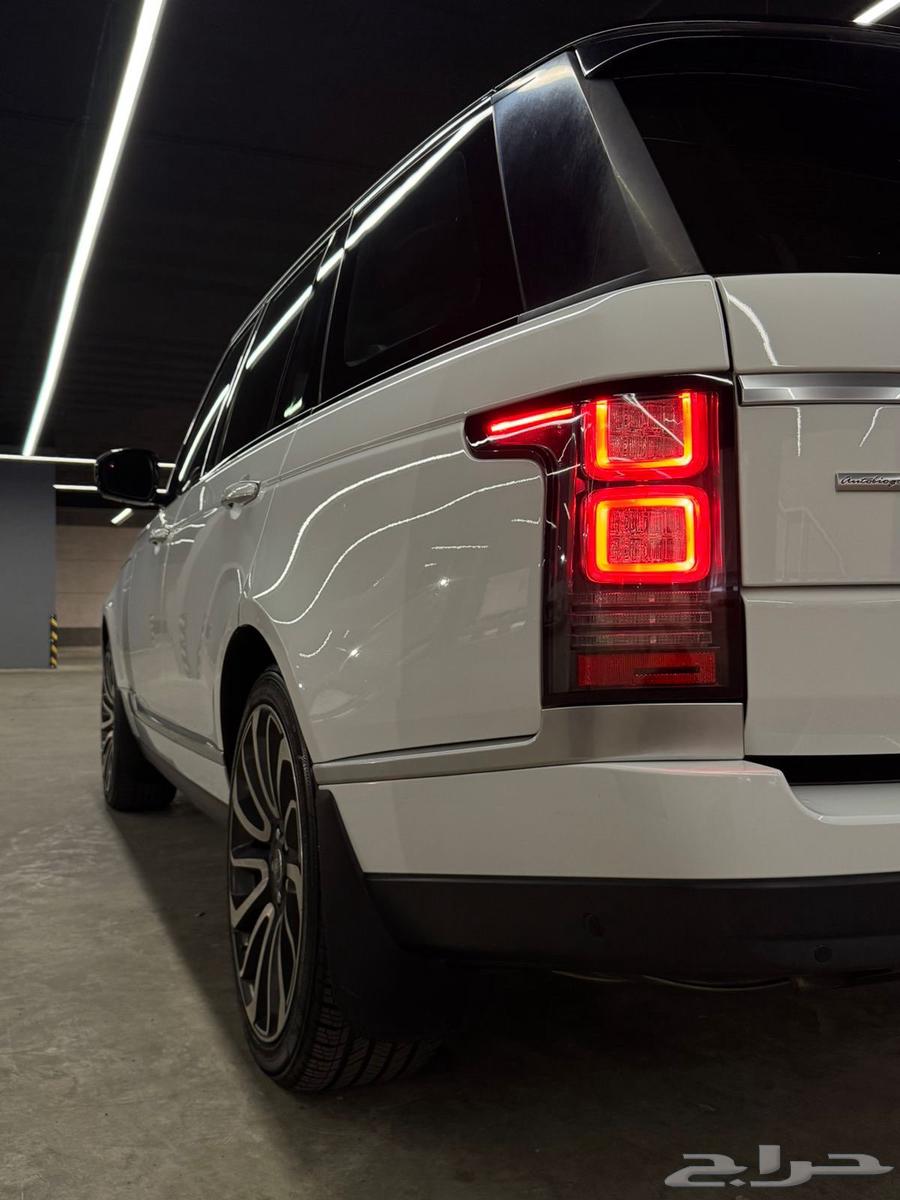 رنج روفر اوتوبيقرافي 201564421472057858112