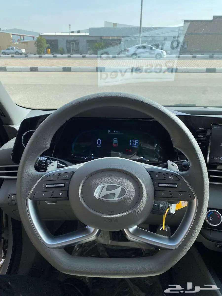 هيونداي إلنترا 2025 سمارت و سمارت بلاس ( كاش وبنك )64423810716419112