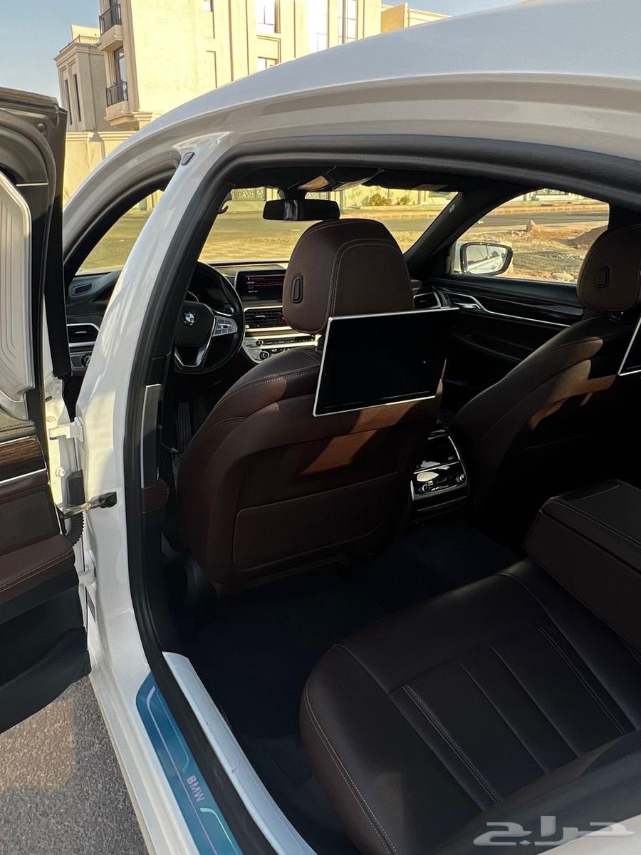 بي ام دبليو 730i64420810168579114