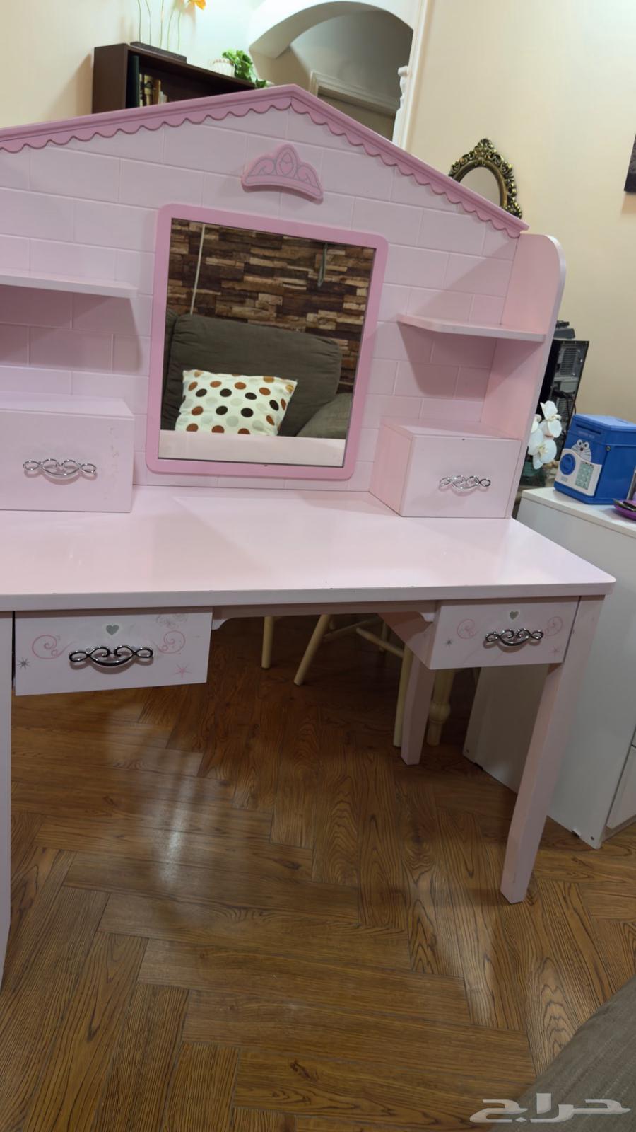 غرفة نوم بنات شبة جديده64265772745602112