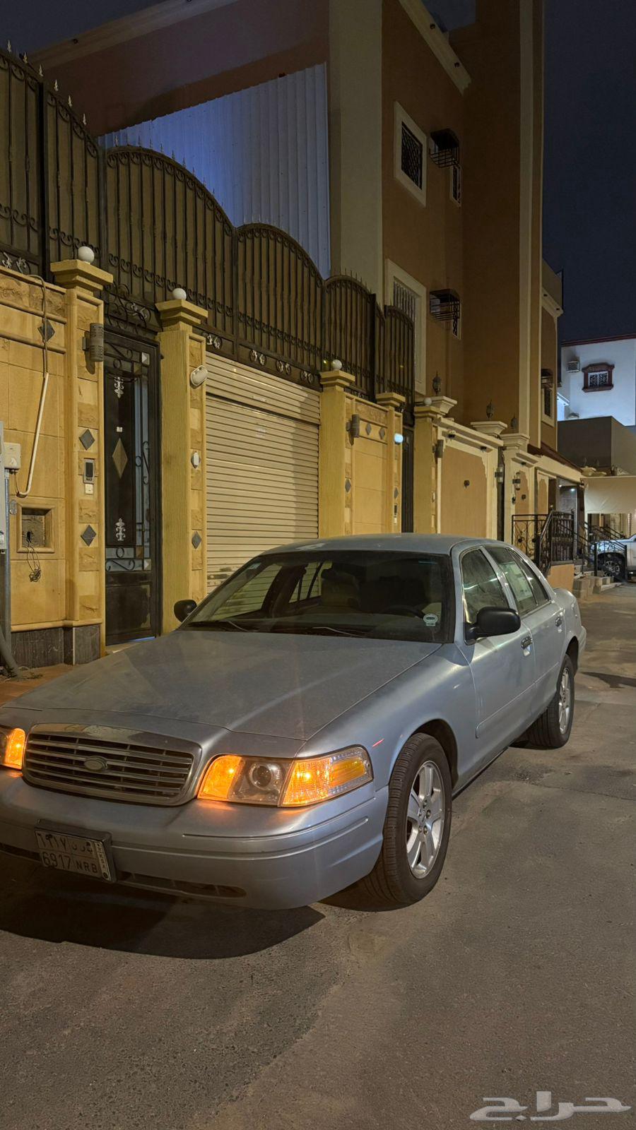 فورد فكتوريا64427182994819110