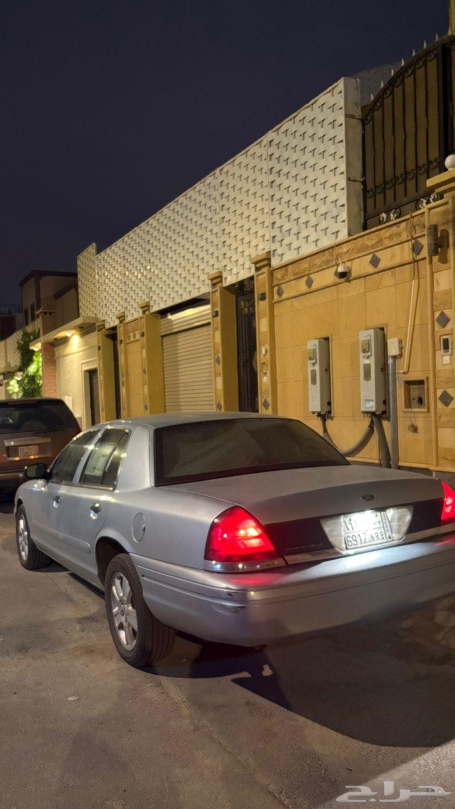 فورد فكتوريا64427182994819112