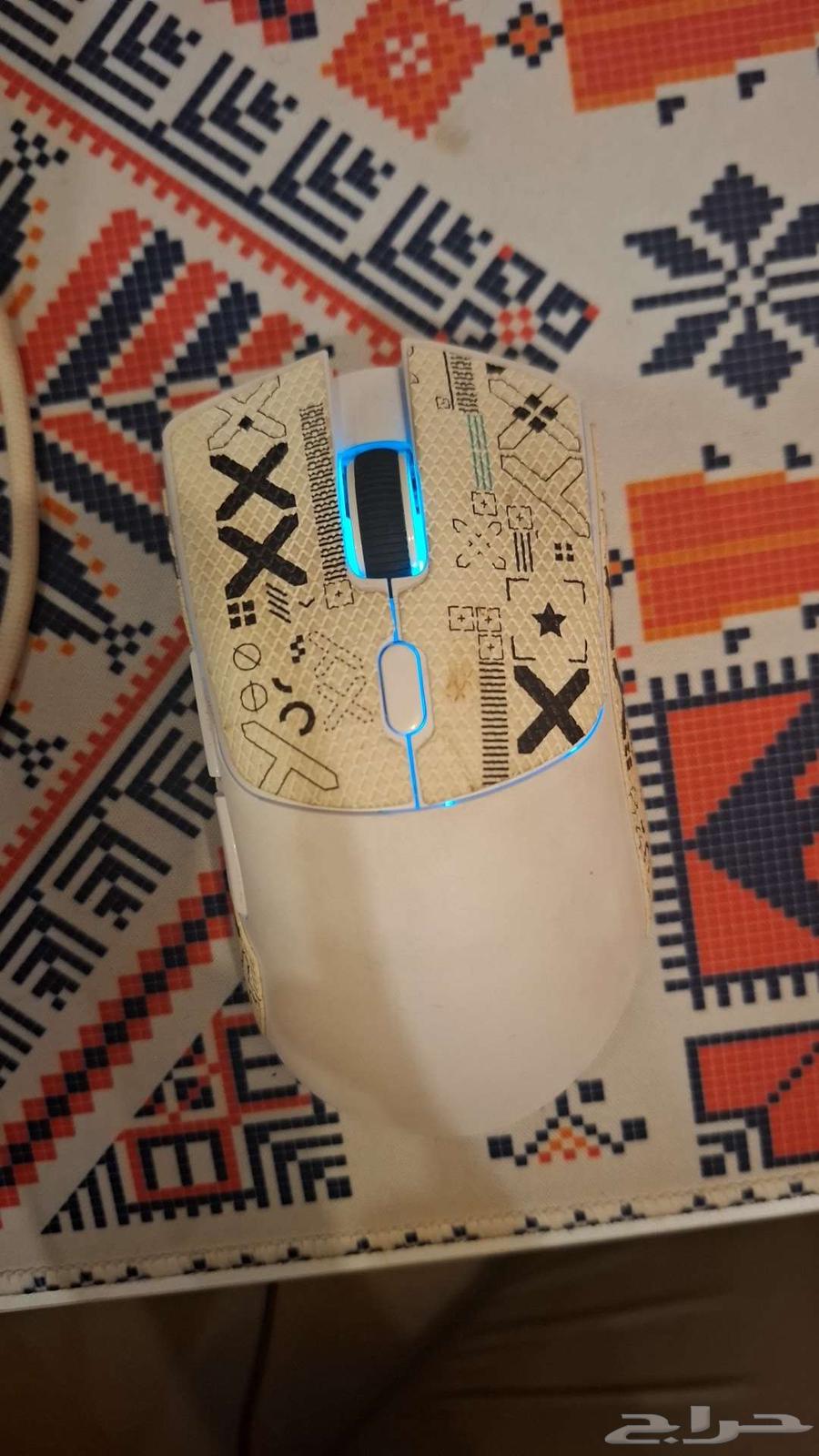 ماوس قيمينق R1 السعر 85 يجي بلوتوث و سلك و usb64260786405891112