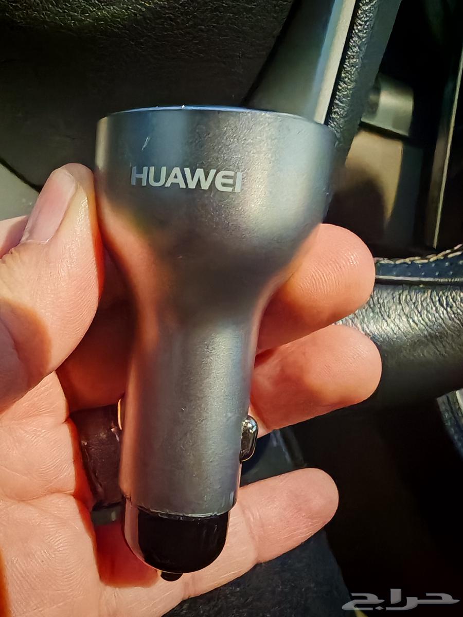 ساعة هواوي gt2e مع شاحن سيارة هواوي64255056874497110