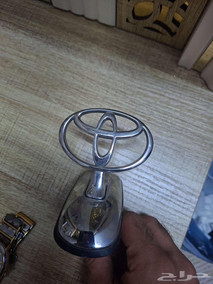 Hello and the mercy of God and His blessings, I don't know if it's a sedan or a patrol64440369981441114