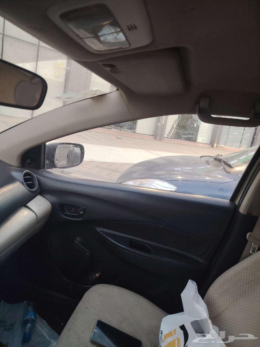 تويوتا ياريس لبيع64430084263043110