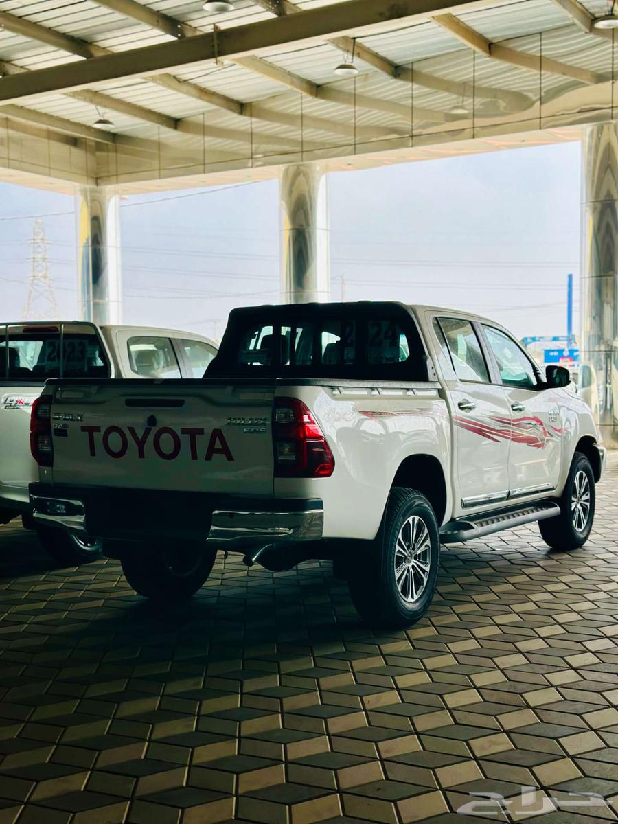 هايلكس غمارتين دبل ديزل سوبر 2.4 قير عادي 202464430299753986114