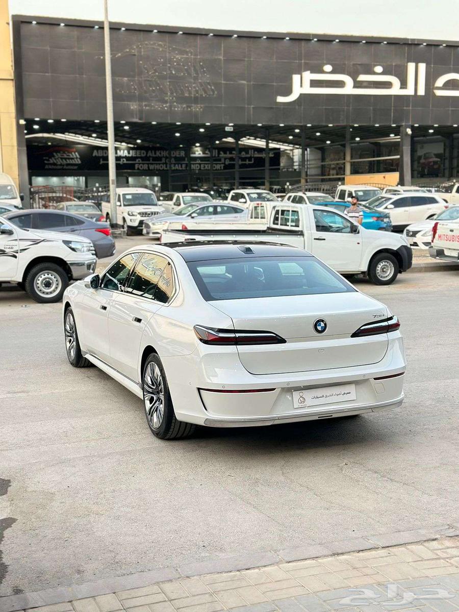 بي ام دبليوا 735Li موديل 202564431575645057114