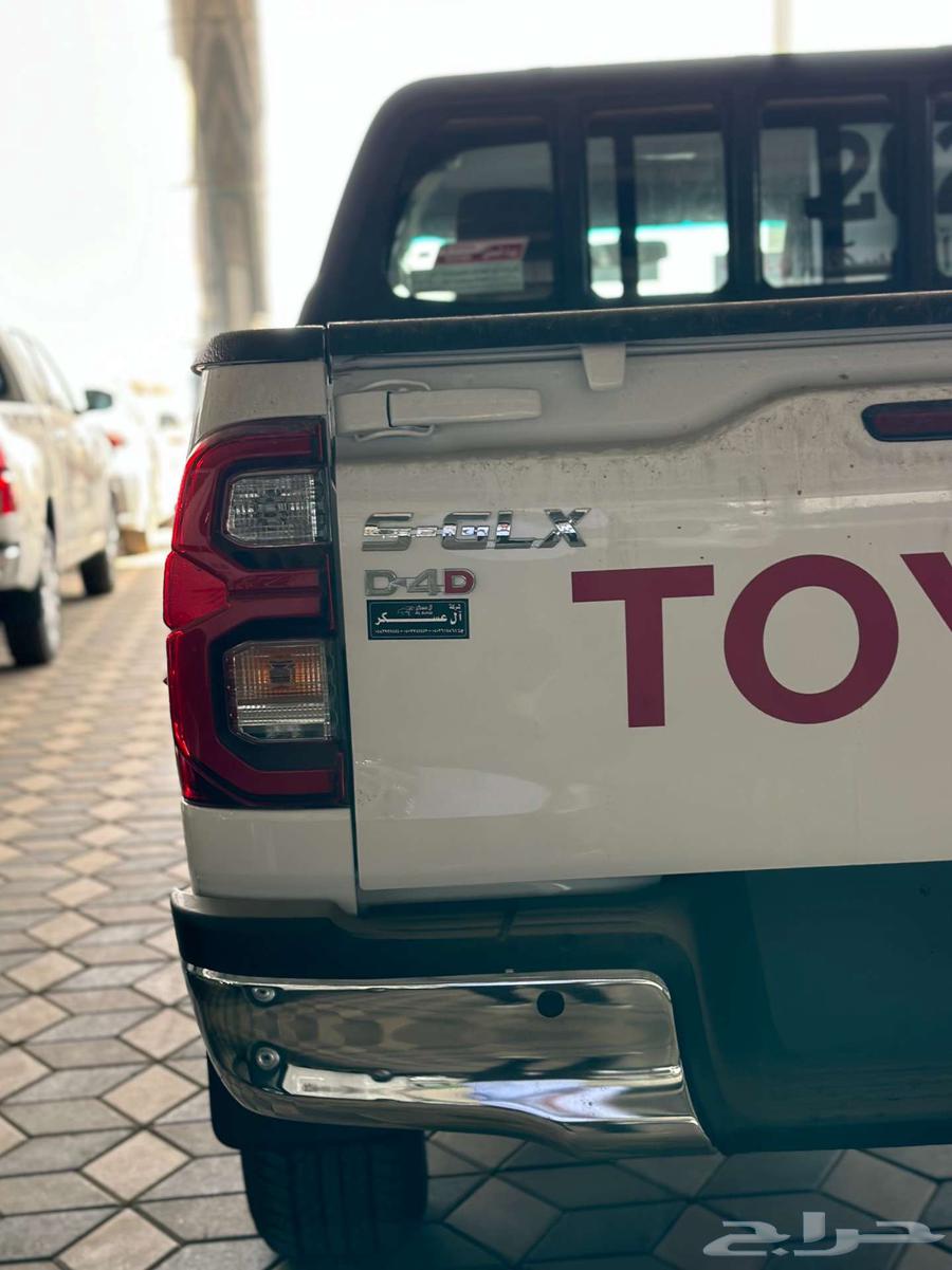 هايلكس غمارتين دبل ديزل سوبر 2.4 قير عادي 202464430299753986113