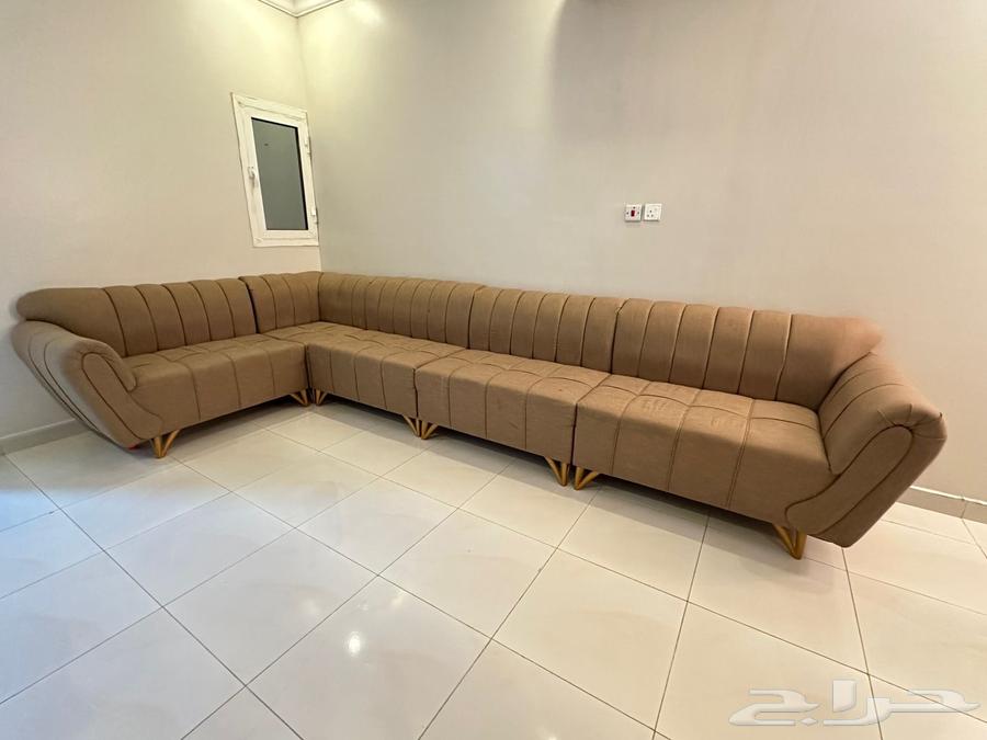 Used sofa and screen64383677467779110